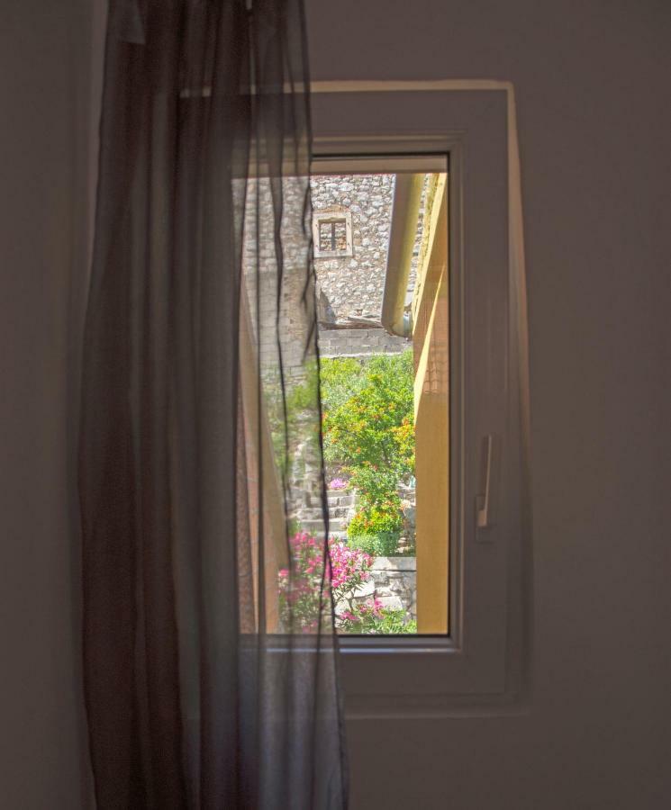 Mediterranean Terrace Apartment With Bikes & Sup 斯克拉丁 外观 照片